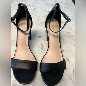 Kelly & Katie Hailee size 7